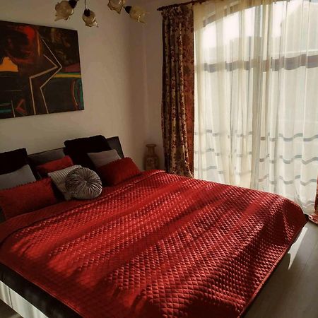 Miska Houze Apartment Oradea Exterior photo
